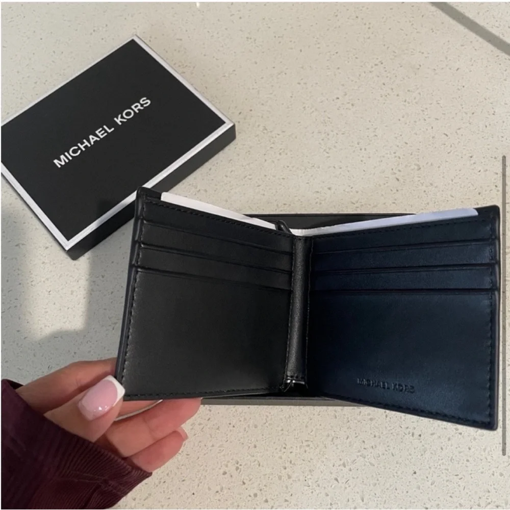 NEW Michael Kors Mens Slim Billfold‎ Wallet Black Grey Signature Monogram
